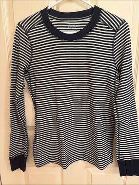 Duluth Trading Striped Long Sleeve Thermal Tee in navy blue and White medium